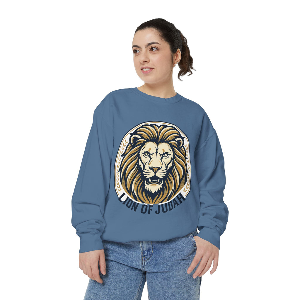 Lion of Judah Sweatshirt — Religious Lion Graphic Crewneck
